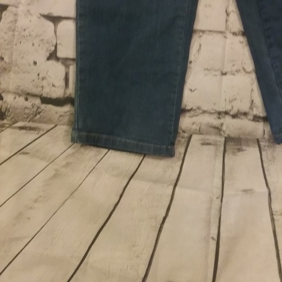 NEW WOTS JEANS WITH RED FLOWERS SIZE 16 - Picture 4 of 4